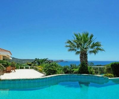 Magnifique Villa de luxe avec une vue splendide sur la mer  