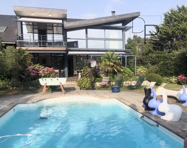 MAISON  CONTEMPORAINE BORD DE MER BATZ SUR MER