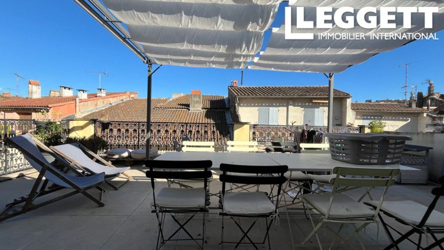 APPARTEMENT DUPLEX T6 117 M2 TERRASSE BORD DE MER ARLES