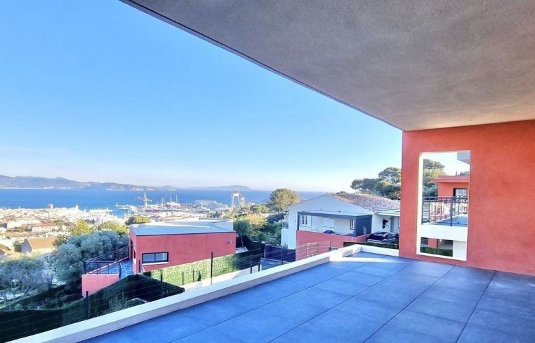 APPARTEMENT DUPLEX T3 116 M2 TERRASSE VUE MER LA CIOTAT