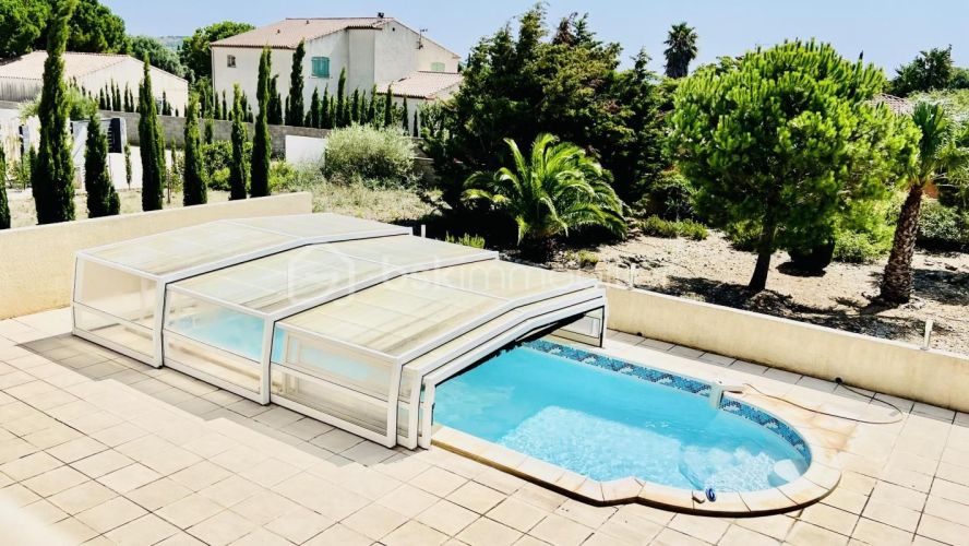 MAISON 8 PIECES 250 M2 BORD DE MER LA PALME