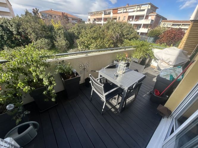 APPARTEMENT DUPLEX T3 72 M2 TERRASSE MARSEILLE 13EME