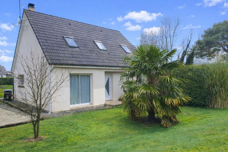 MAISON  CONTEMPORAINE  POMMEREVAL