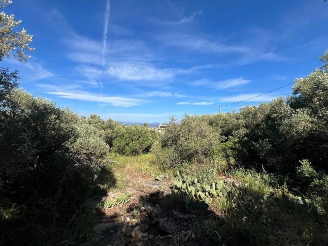 TERRAIN CONSTRUCTIBLE 617 Metsup2; LA CIOTAT 