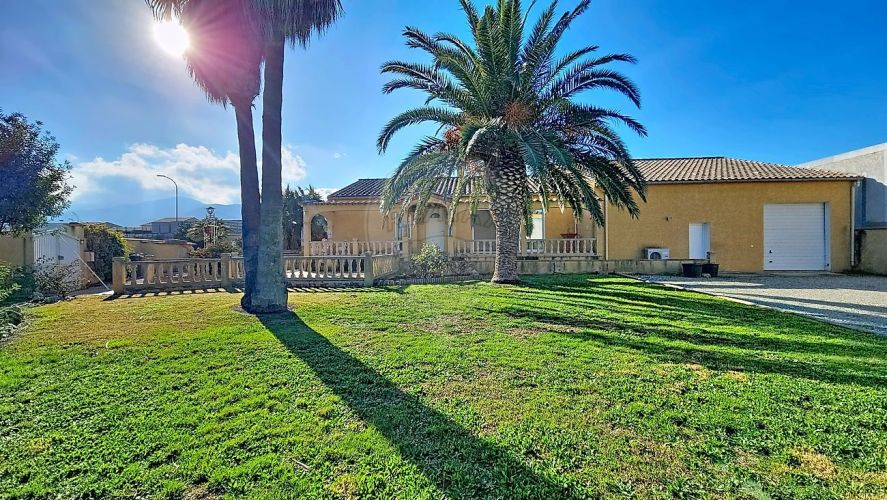 MAISON  5 PIECES 148 M2 BORD DE MER ARGELES SUR MER