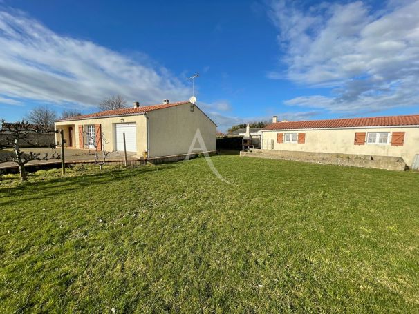 A vendre MAISON  4 PIECES 74 M2  SAINT HILAIRE LA FORET