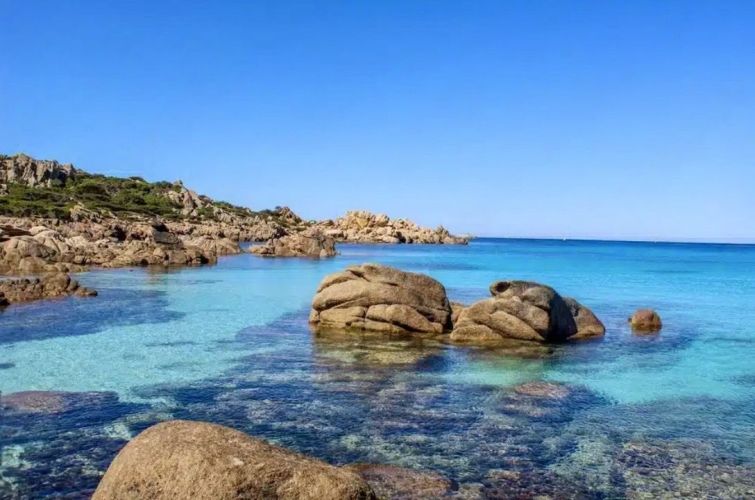 APPARTEMENT T2 38 M2 PIEDS DANS L'EAU PIANOTTOLI CALDARELLO