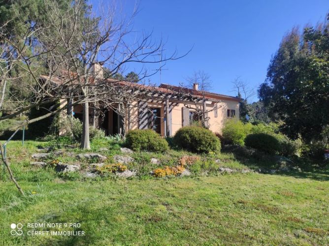 MAISON  6 PIECES 136 M2  LASALLE