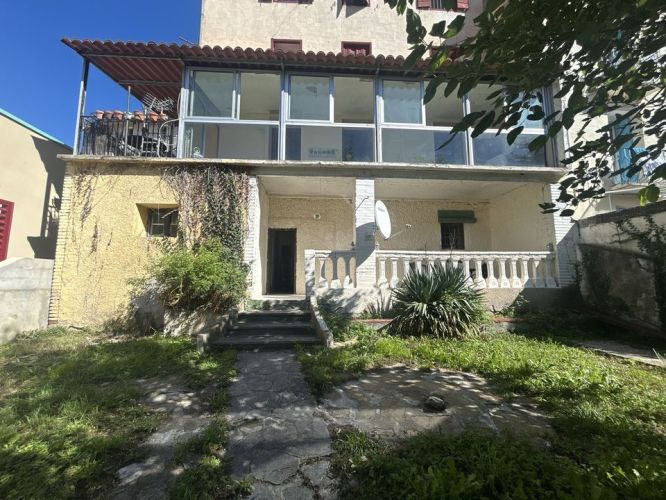 MAISON  DE MAîTRE  PRATS DE MOLLO LA PRESTE