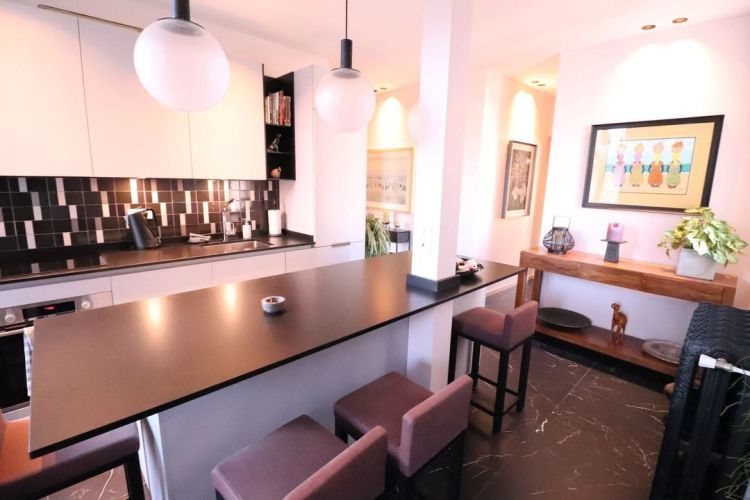 APPARTEMENT DE PRESTIGE T3 70 M2 BORD DE MER NICE