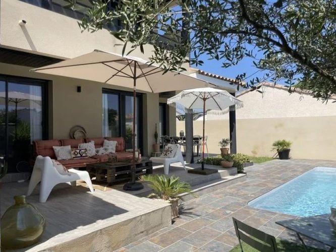 MAISON  CONTEMPORAINE  MANDUEL