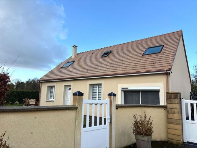 MAISON  6 PIECES 130 M2  BIEVILLE EN AUGE