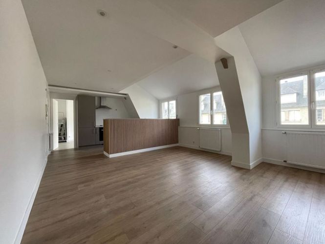 APPARTEMENT DUPLEX T3 80 M2  CAEN