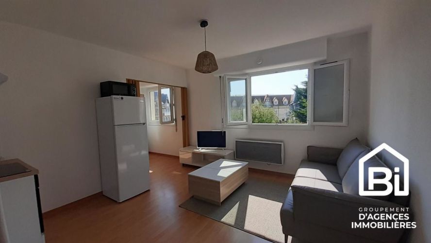 APPARTEMENT T2 25 M2 BORD DE MER COURSEULLES SUR MER