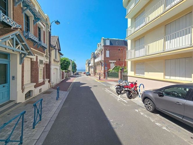 STUDIO  17 M2 PLAGE à PIED VILLERS SUR MER