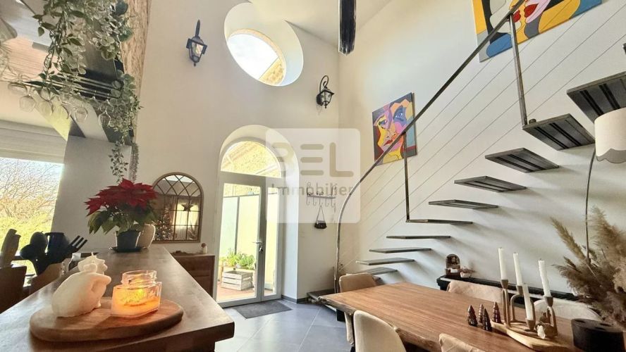 MAISON  CONTEMPORAINE  CHUSCLAN