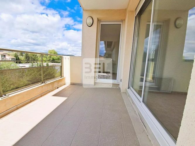 APPARTEMENT T2 46 M2 TERRASSE  BAGNOLS SUR CEZE