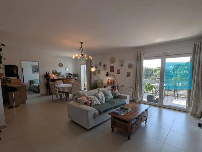 APPARTEMENT DE PRESTIGE NEUF T4 112 M2 TERRASSE BORD DE MER ARLES