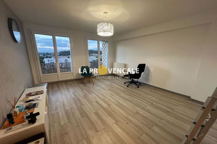 APPARTEMENT T3 64 M2  GARDANNE