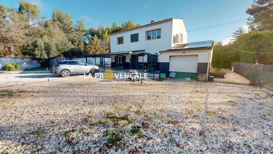 MAISON  DE MAîTRE  MIMET