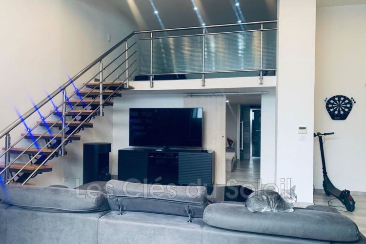 APPARTEMENT DUPLEX T4 90 M2 BORD DE MER TOULON