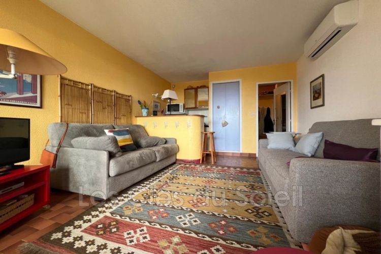 STUDIO  20 M2 VUE MER BANDOL