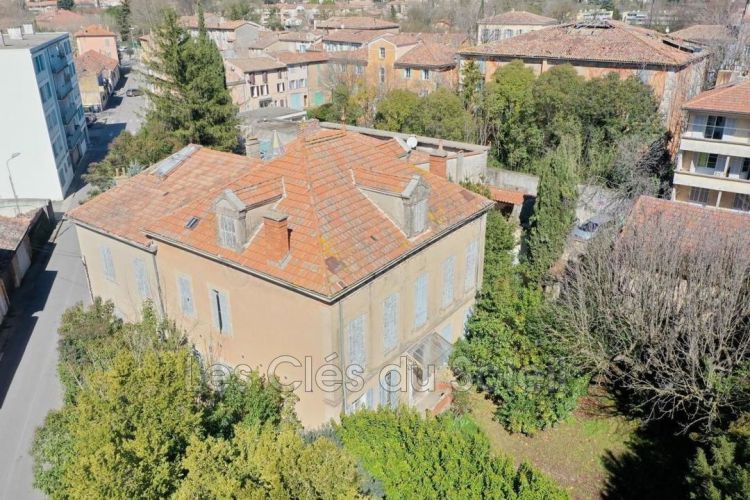 MAISON  DE MAîTRE  BRIGNOLES