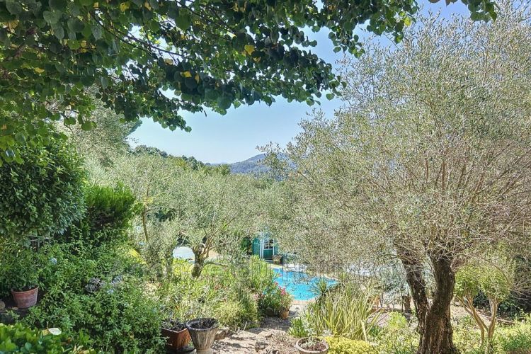 LONGèRE  160 M2  TANNERON