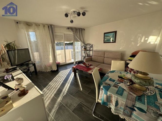 APPARTEMENT T4 63 M2  BEZIERS
