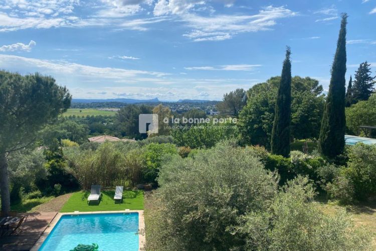 MAISON  CONTEMPORAINE  SOMMIERES