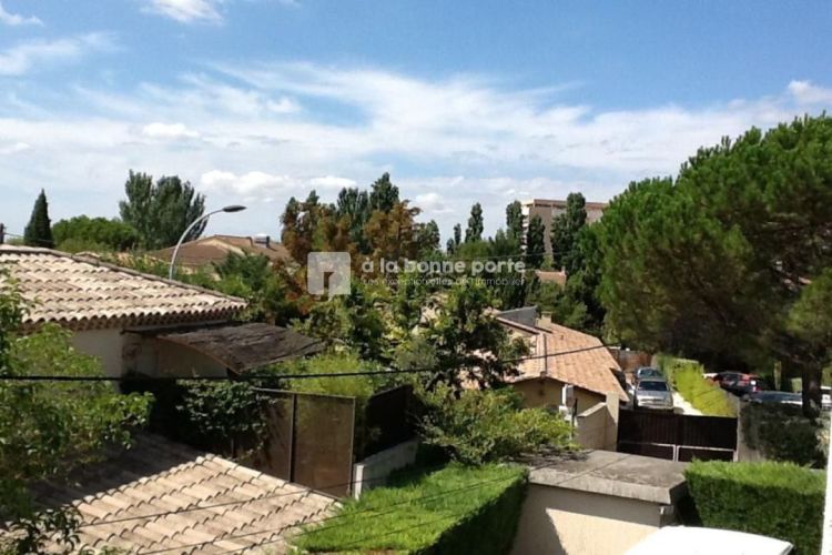 APPARTEMENT DUPLEX T3 45 M2  AIX EN PROVENCE