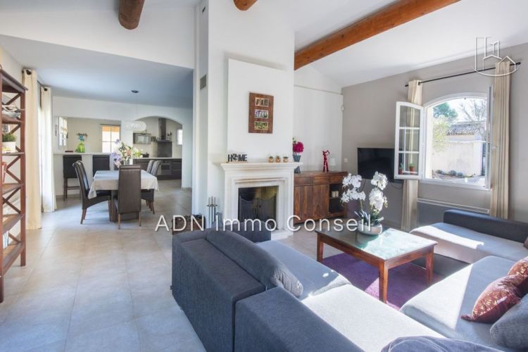 MAISON  165 M2  MALLEMORT