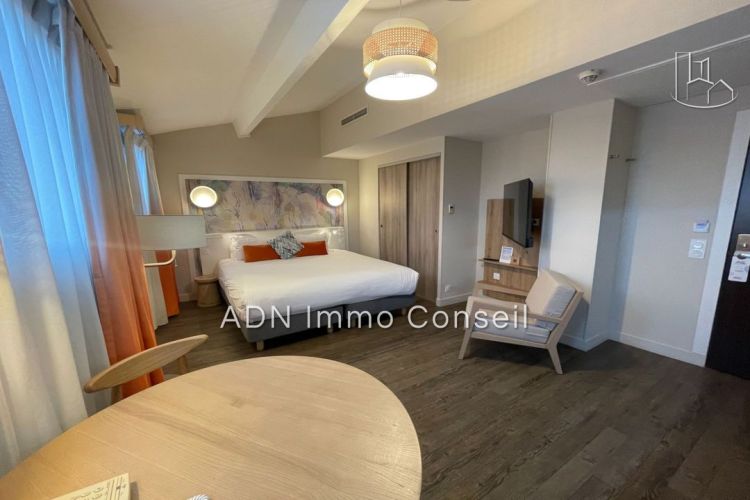 STUDIO  26 M2  AIX EN PROVENCE