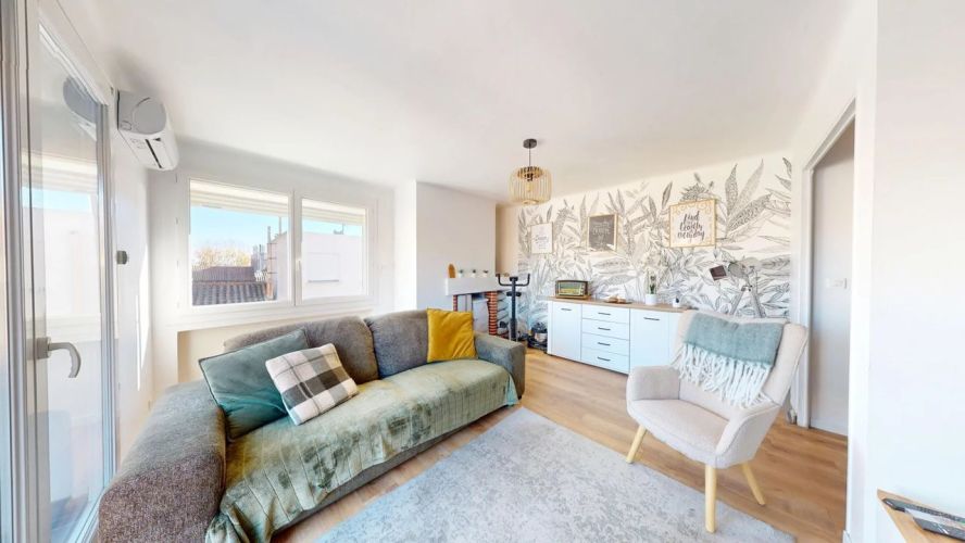 APPARTEMENT T2 47 M2 TERRASSE BORD DE MER PORT DE BOUC