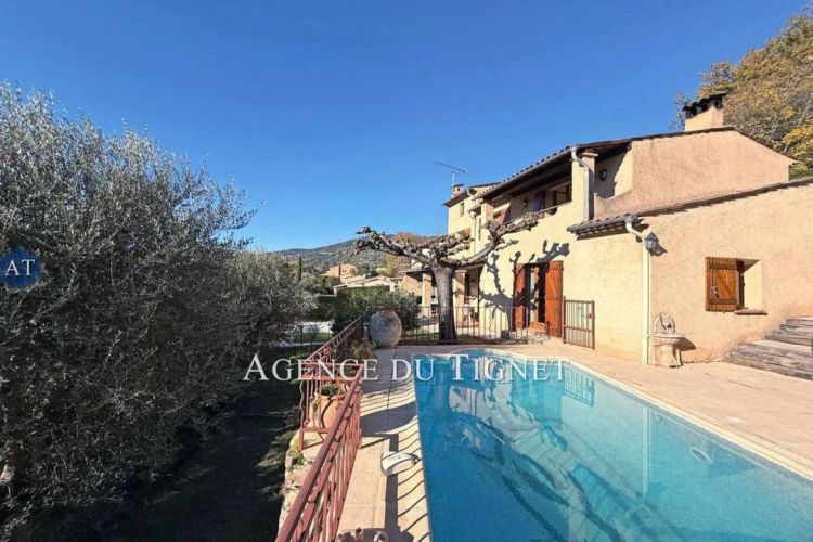 MAISON  5 PIECES 122 M2  PEYMEINADE