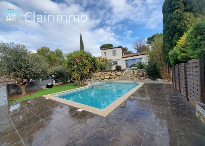 MAISON  DE MAîTRE  VELAUX