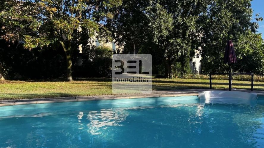 MAISON  CONTEMPORAINE  GOUDARGUES