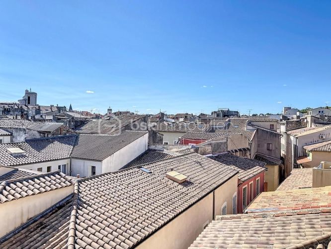 APPARTEMENT T4 81 M2  NIMES