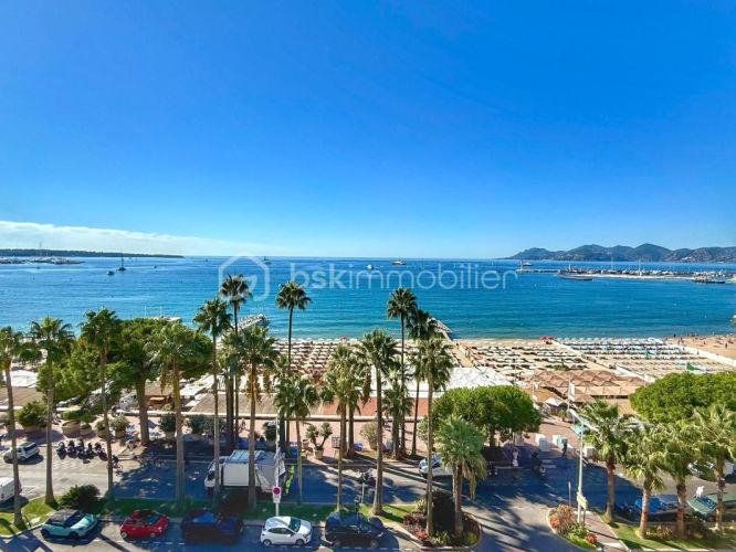 APPARTEMENT DE PRESTIGE T4 107 M2 TERRASSE VUE MER CANNES