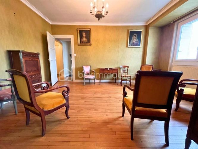 APPARTEMENT T5 99 M2  NANTES