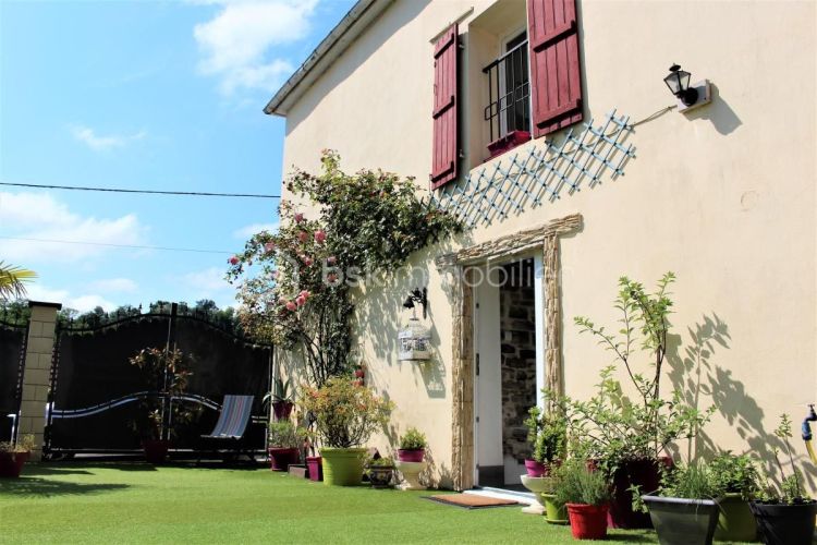 MAISON  DE MAîTRE  SALIES DE BEARN