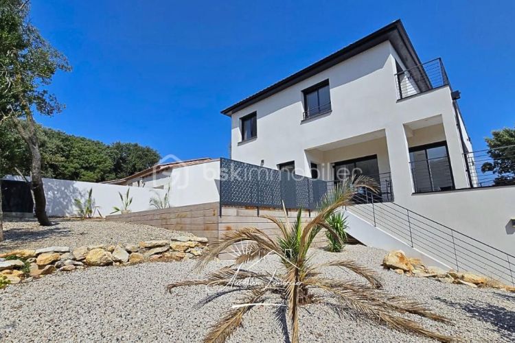 MAISON  CONTEMPORAINE  POULX