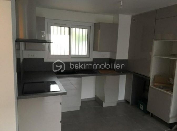 APPARTEMENT T2 36 M2 BORD DE MER SAINT RAPHAEL