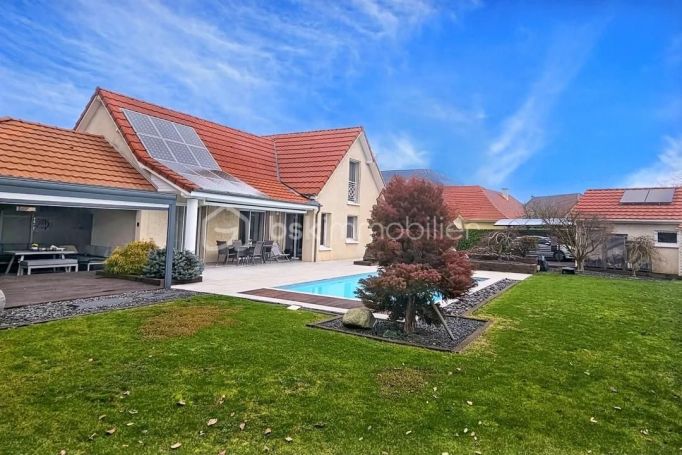 A vendre MAISON  DE MAîTRE  MONTARDON