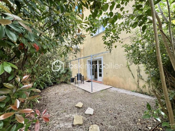 STUDIO  22 M2 TERRASSE  CALLIAN