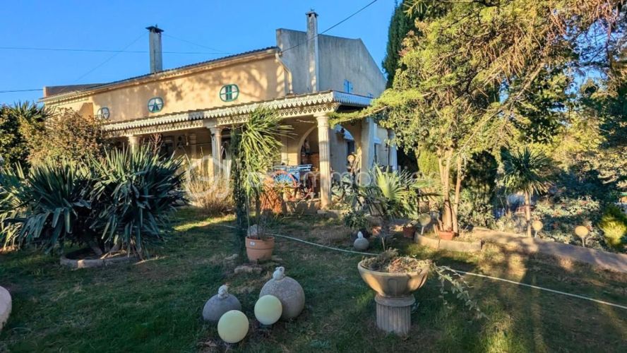MAISON  DE MAîTRE  PEYRIAC MINERVOIS