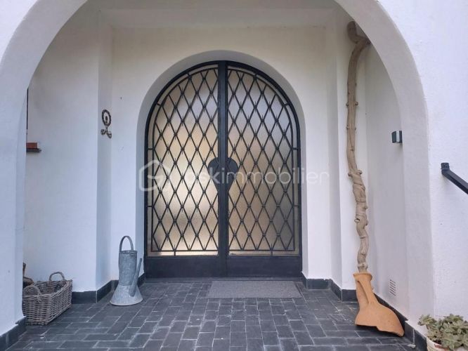 MAISON  CONTEMPORAINE BORD DE MER SIX FOURS LES PLAGES