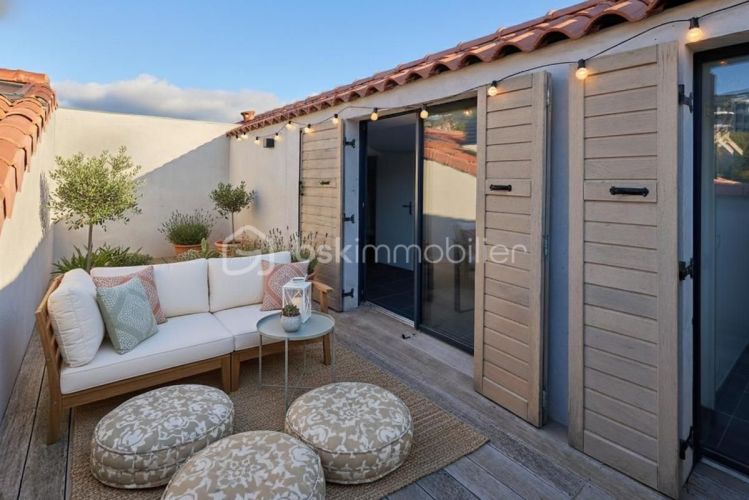 APPARTEMENT DUPLEX NEUF T3 57 M2 TERRASSE BORD DE MER BORMES LES MIMOSAS