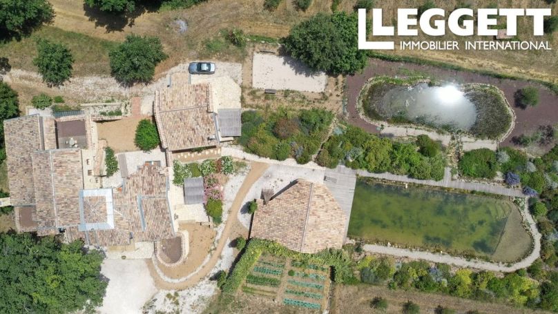 A vendre GîTE  TRESQUES