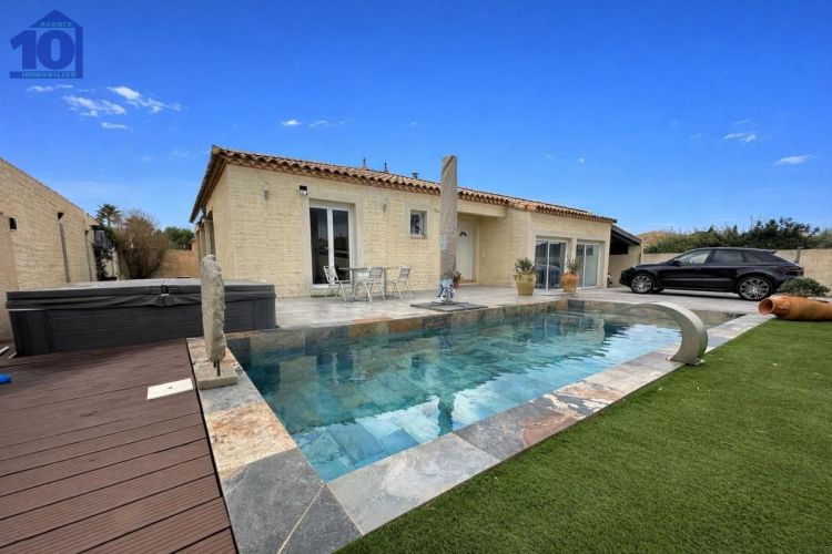 MAISON  6 PIECES 142 M2  SAUVIAN